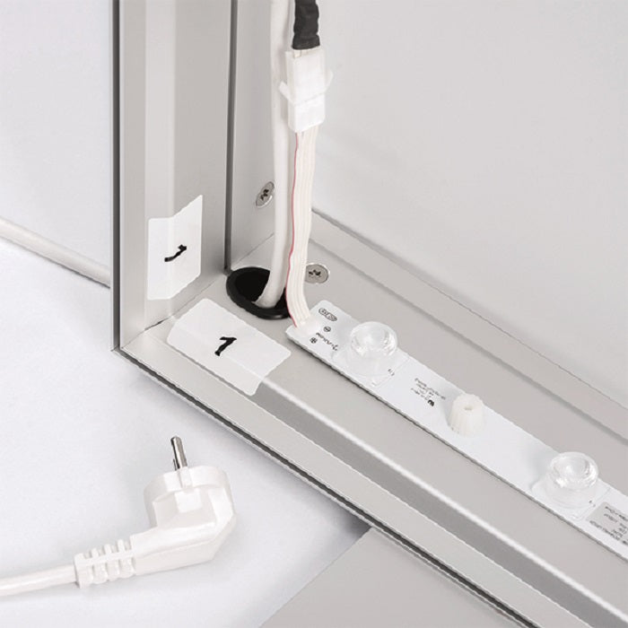 LED Leuchtrahmen 3 m B x 2,5 m H - modularedisplays.com