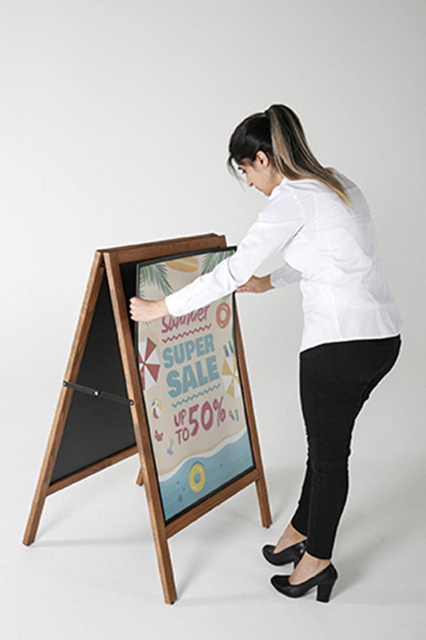 Holz Plakatständer DIN A1 - modularedisplays.com