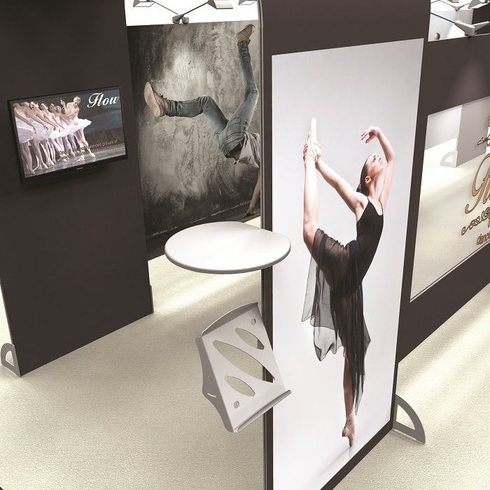 Mobiler Messestand mit Stoffgrafik Paneelen - modularedisplays.com
