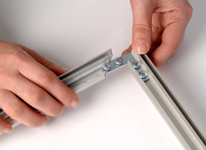 Textil-Spannrahmen MaxiFrame 15 DIN A2 - modularedisplays.com